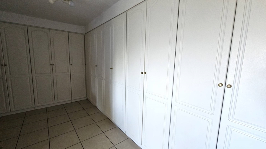 5 Bedroom Property for Sale in Schoemansville North West